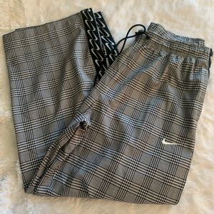 Nike Streetwear Tearaway Pants